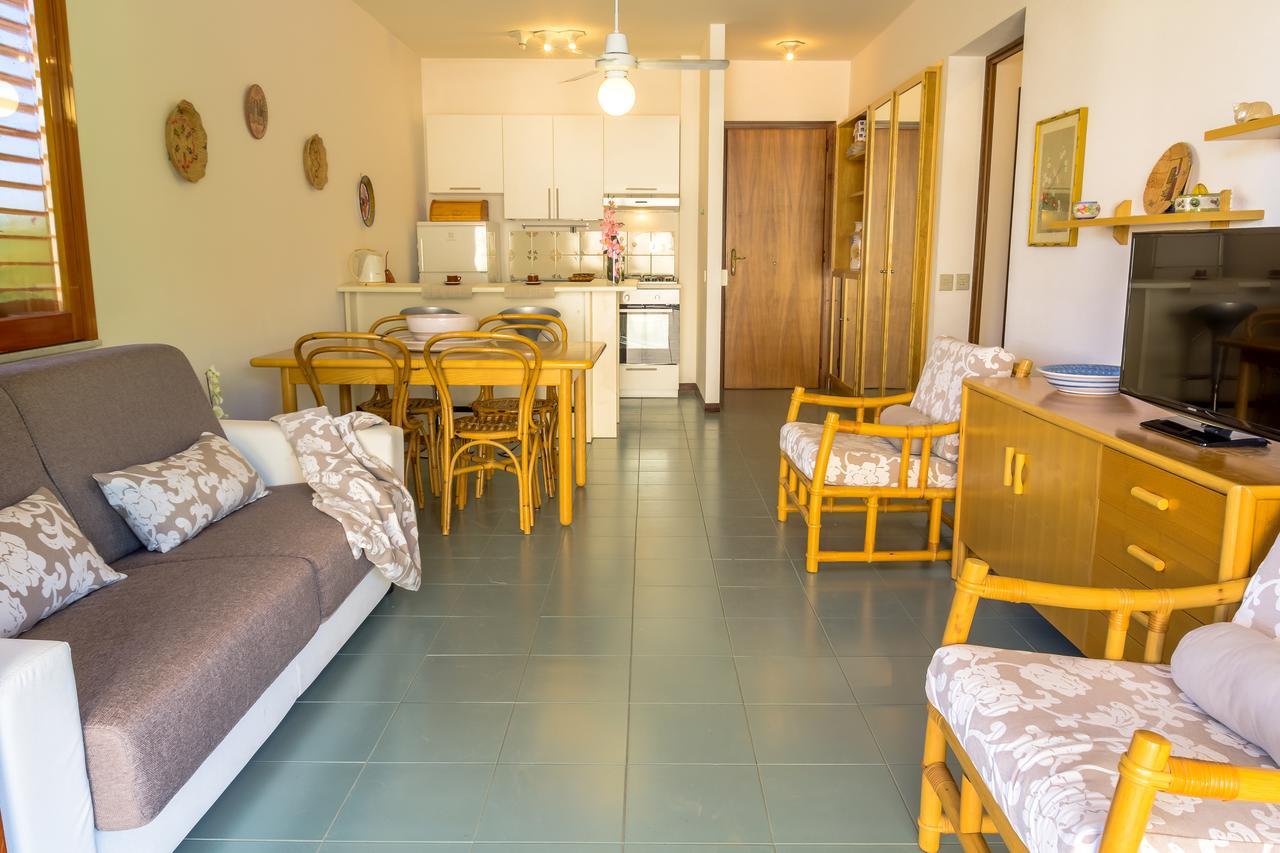 Blue Wood Apartment Letojanni Esterno foto